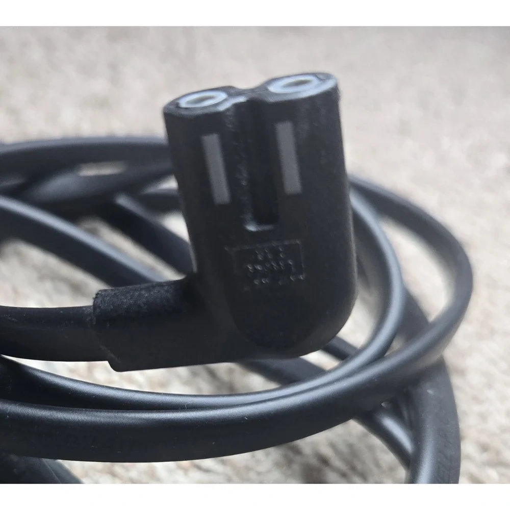 Black Power Cable 2-Prong US Plug Male to IEC C7 Female Connector AC Cord 1:1